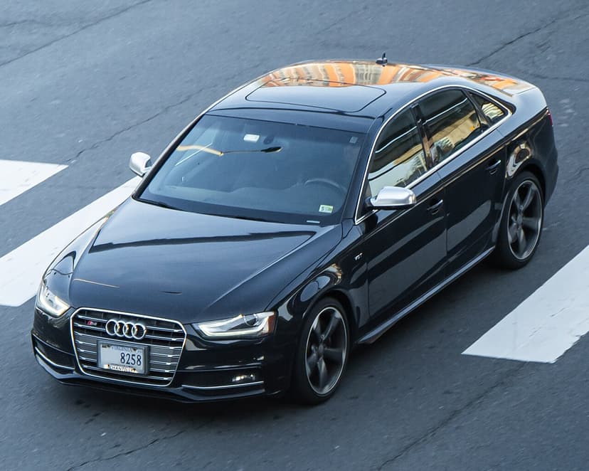 AUDI S 4 — Foto af sandsynlig version