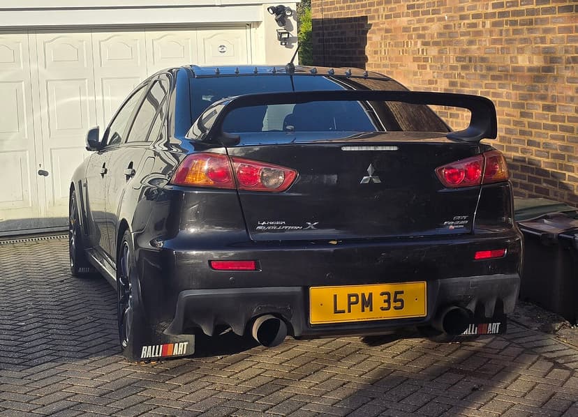 MITSUBISHI LANCER — Foto af sandsynlig version