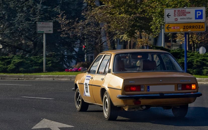 OPEL ASCONA — Foto af sandsynlig version