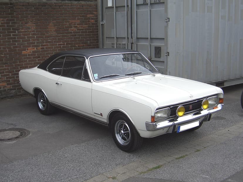 OPEL COMMODORE — Foto af sandsynlig version