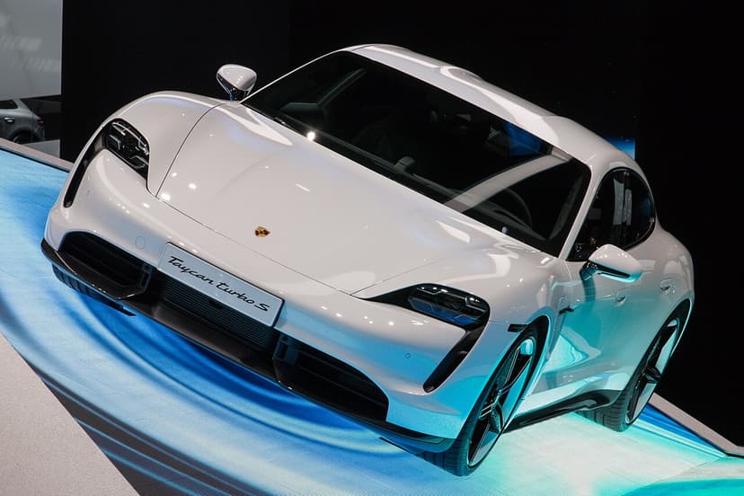 PORSCHE Taycan 4 — Foto af sandsynlig version