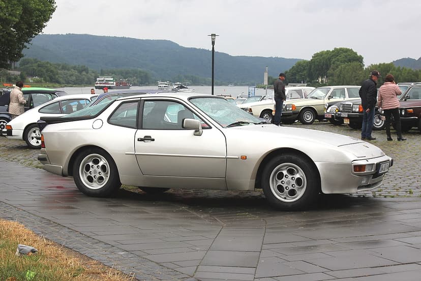 PORSCHE 944 — Foto af sandsynlig version
