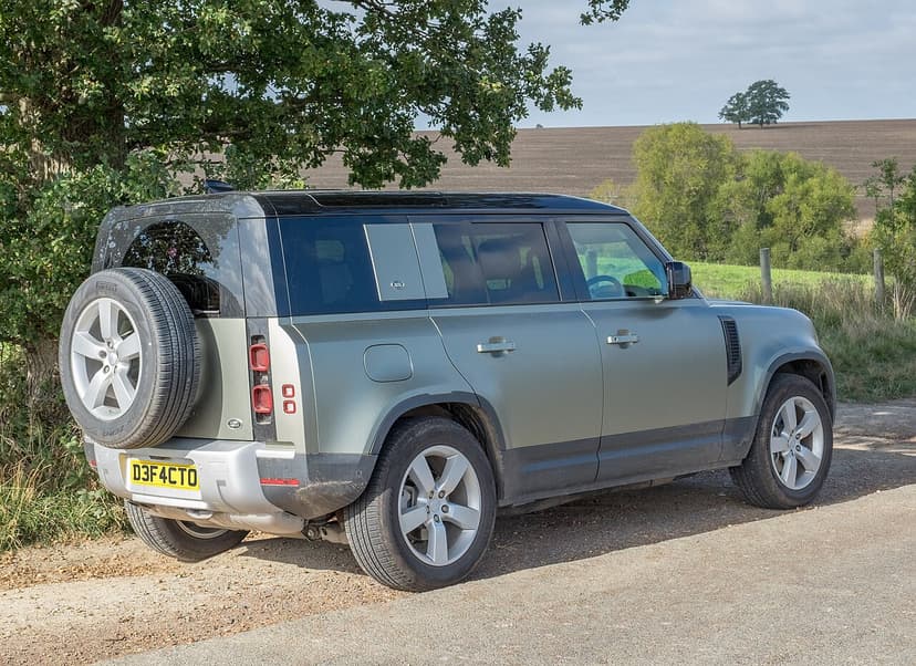 LAND ROVER DEFENDER — Foto af sandsynlig version