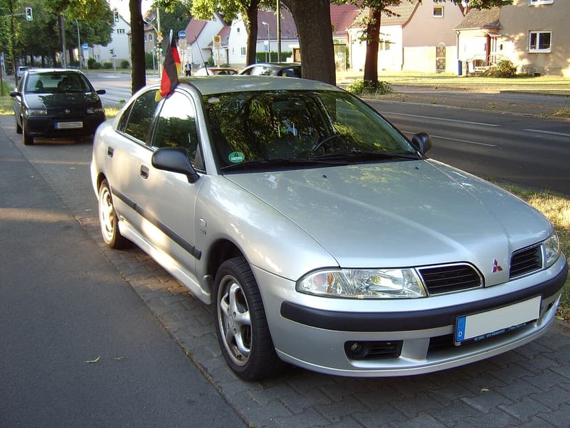 MITSUBISHI CARISMA — Foto af sandsynlig version